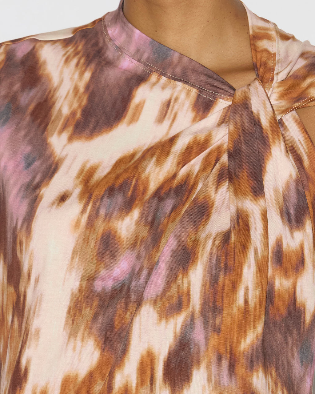 NAYDA T-SHIRT